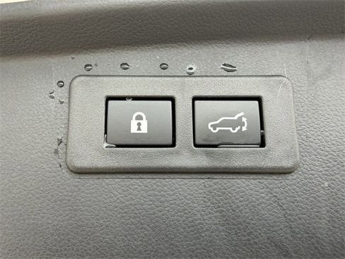 Used 2025 Subaru Outback Onyx Edition image 31