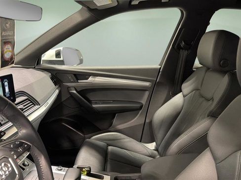 Used 2020 Audi Q5 2.0T Premium image 13