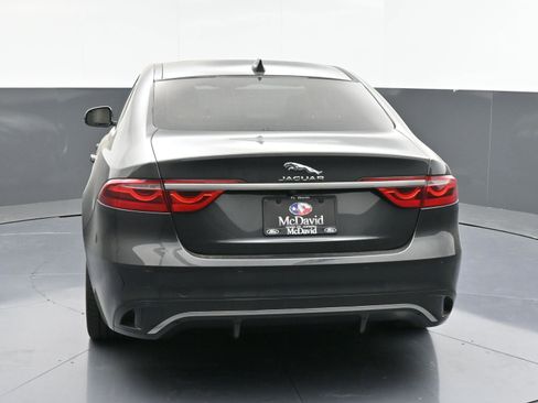 Used 2024 Jaguar XF R-Dynamic SE image 7