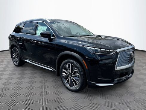 Certified 2026 INFINITI QX60 Luxe w/ Cargo Package FWD image 4