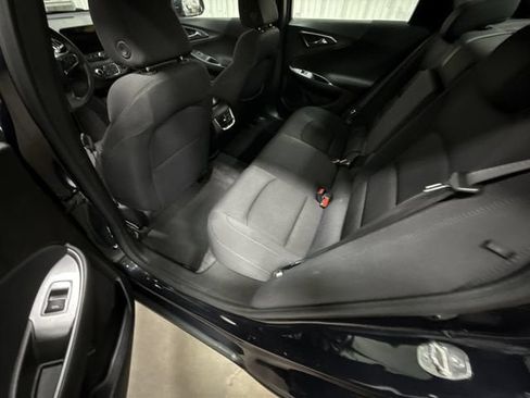 Used 2023 Chevrolet Malibu LT FWD image 14
