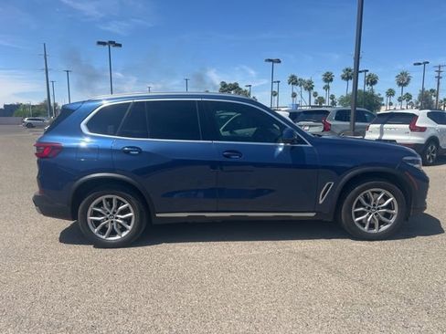 Used 2021 BMW X5 xDrive45e w/ Premium Package AWD/4WD image 2