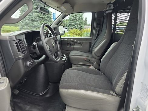 Used 2023 Chevrolet Express 2500 w/ Driver Convenience Package image 11