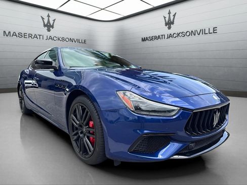 Certified 2023 Maserati Ghibli Modena Q4 image 11