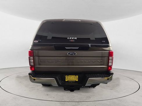 Certified 2022 Ford F350 Lariat w/ Camper Package AWD/4WD image 4