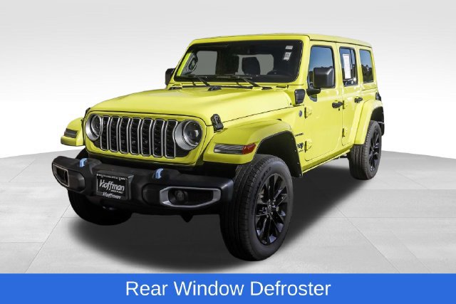Used 2024 Jeep Wrangler Unlimited Sahara AWD/4WD image 13