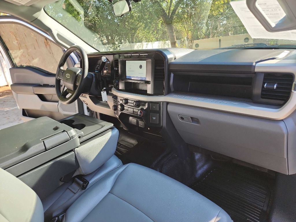 Used 2023 Ford F350 XL w/ 360-Degree Camera Package AWD/4WD image 38