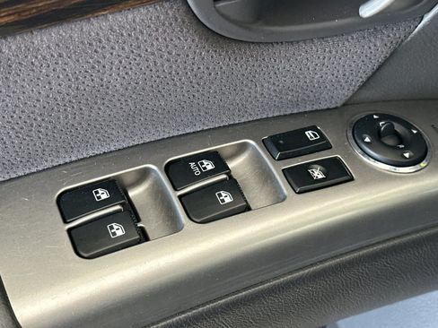 Used 2010 Hyundai Santa Fe SE AWD/4WD image 13