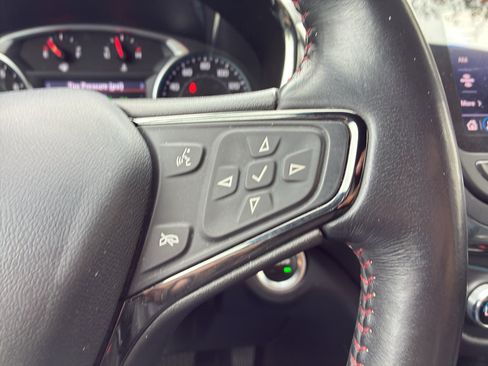 Used 2022 Chevrolet Equinox RS w/ RS Leather Package FWD image 30