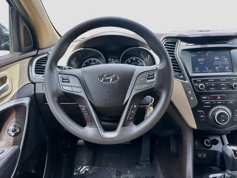 Used 2017 Hyundai Santa Fe Sport FWD image 14