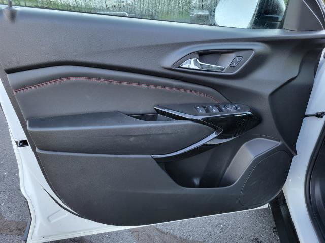 Used 2025 Chevrolet Trax RS w/ Driver Confidence Package FWD image 10
