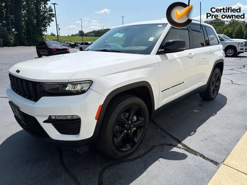 Certified 2023 Jeep Grand Cherokee Limited w/ Black Appearance Package AWD/4WD image 3