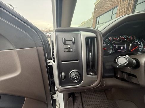 Used 2017 GMC Sierra 1500 SLT image 21