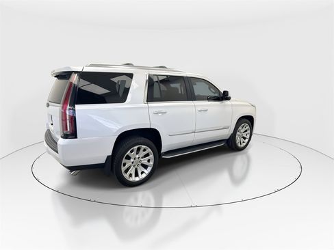 Used 2016 Cadillac Escalade Luxury image 8