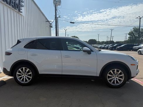 Used 2019 Porsche Cayenne AWD/4WD image 8