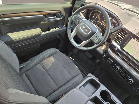 Used 2026 GMC Sierra 1500 Elevation AWD/4WD image 19