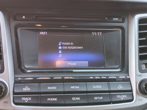 Used 2022 Hyundai Tucson Limited image 32