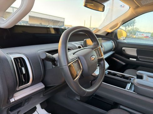 Used 2025 Ford Expedition Max Active image 22