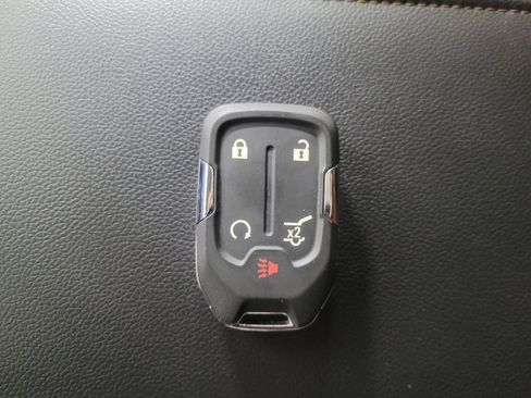 Used 2017 GMC Acadia SLT image 32