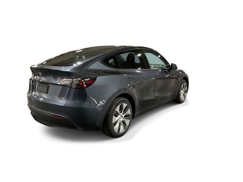Certified 2023 Tesla Model Y Long Range AWD/4WD image 6