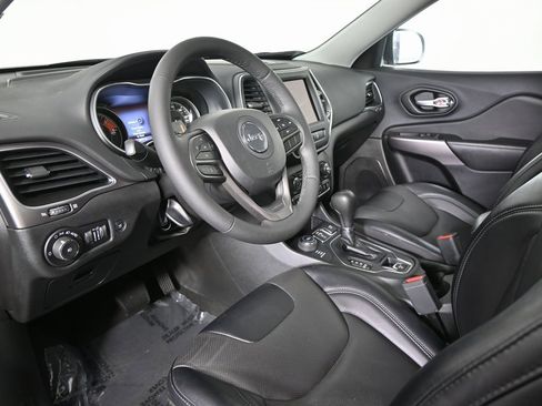 Used 2022 Jeep Cherokee Latitude Lux w/ Sun & Sound Group image 23