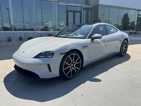 New 2025 Porsche Taycan image 1