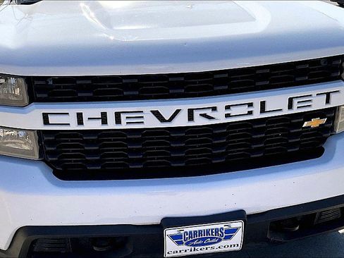 Used 2022 Chevrolet Silverado 1500 Custom AWD/4WD image 30