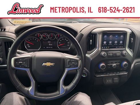 Used 2022 Chevrolet Silverado 1500 LT AWD/4WD image 2