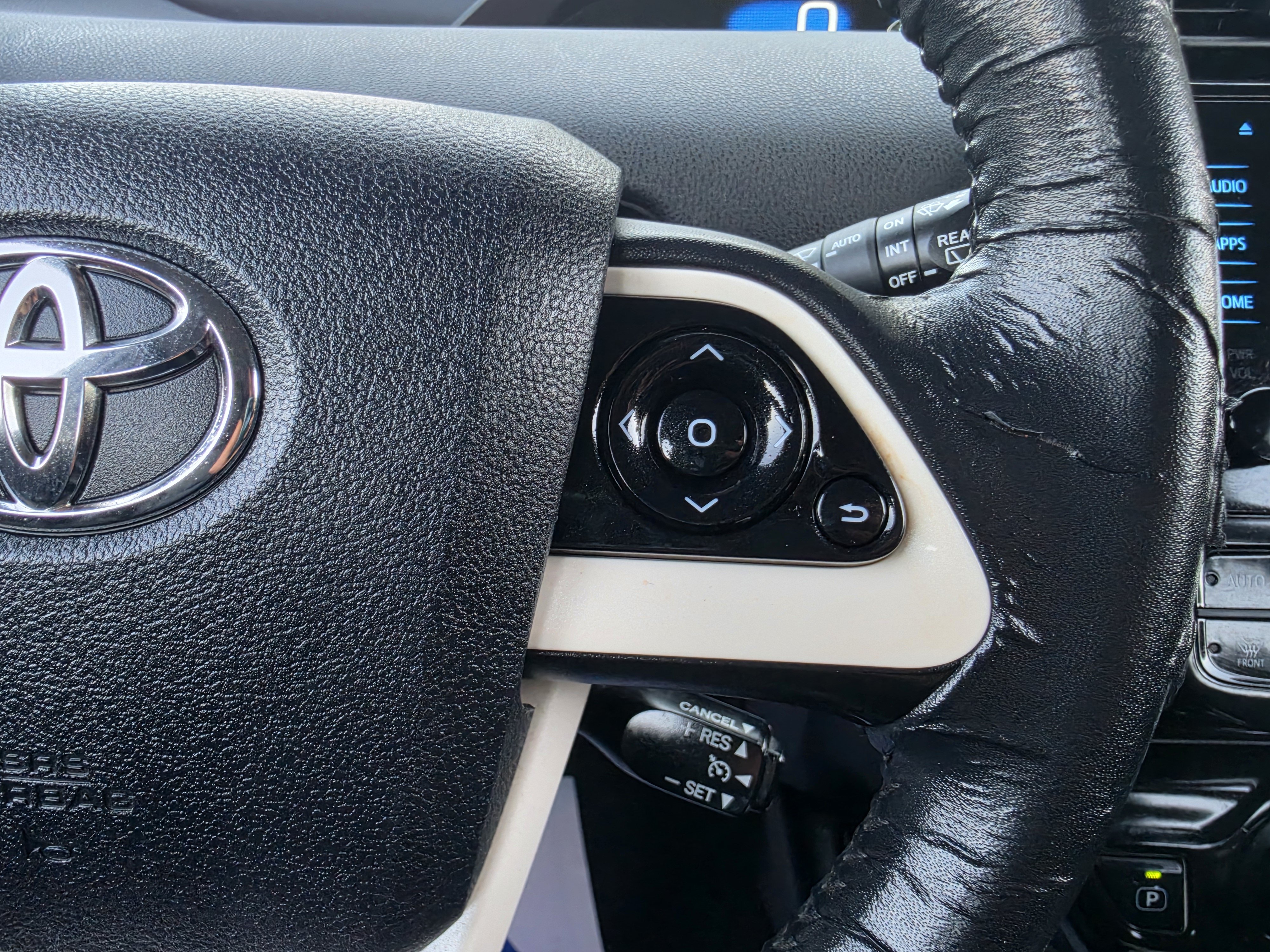 Used 2016 Toyota Prius Four FWD image 35