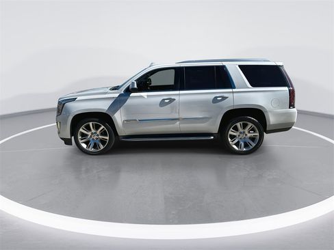 Used 2016 Cadillac Escalade Luxury image 5