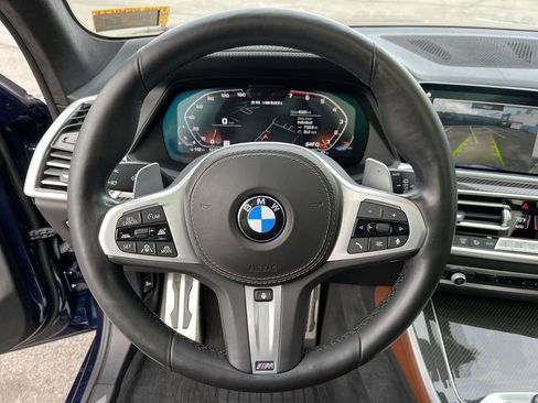 Used 2021 BMW X5 M50i w/ Executive Package image 14