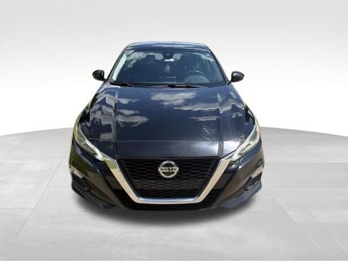 Used 2021 Nissan Altima 2.5 SV w/ SV Premium Package FWD image 9