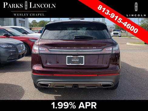 Used 2022 Lincoln Nautilus Reserve w/ Luxury Package AWD/4WD image 5