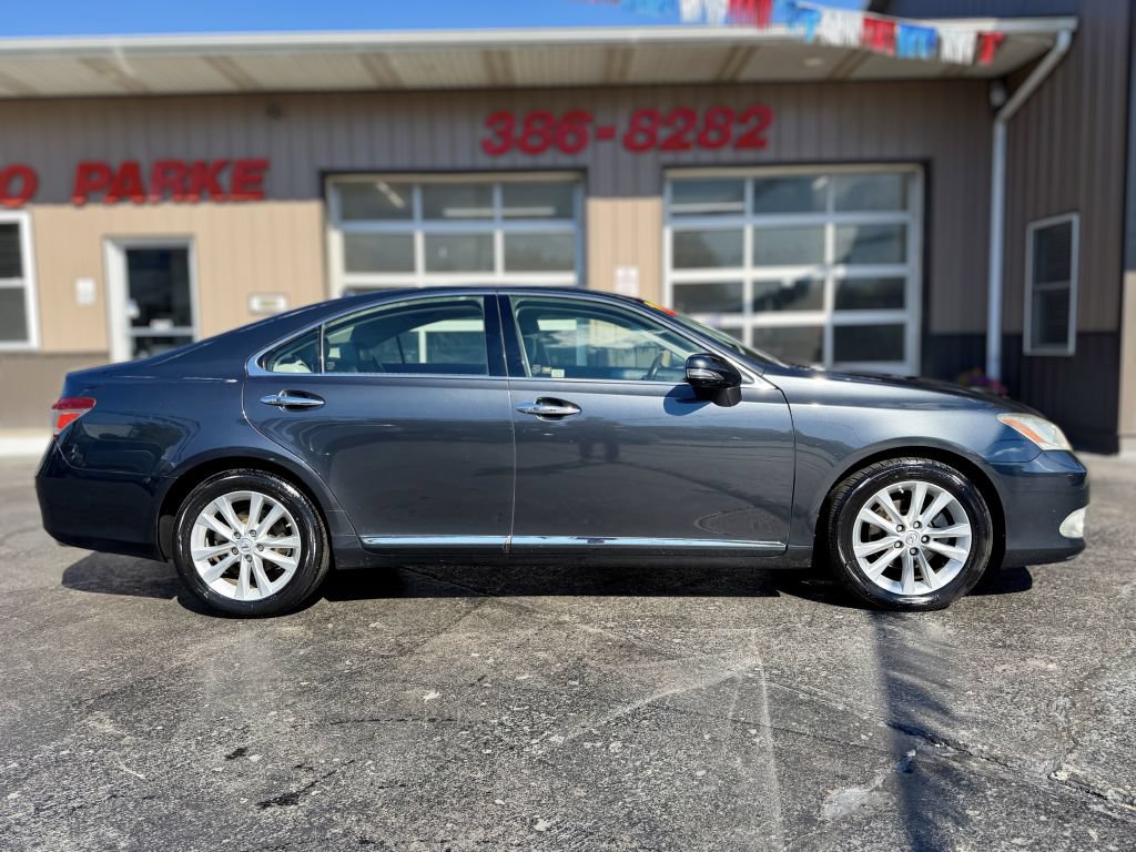 Used 2010 Lexus ES 350 w/ Preferred Accessory Package FWD image 1