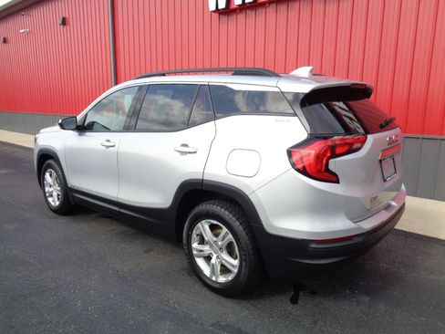 Used 2018 GMC Terrain SLE w/ Driver Convenience Package FWD image 7