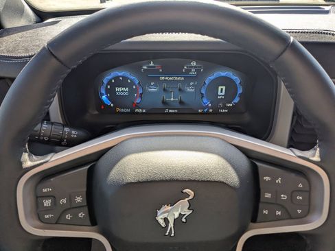 New 2025 Ford Bronco Outer Banks w/ Sasquatch Package image 29