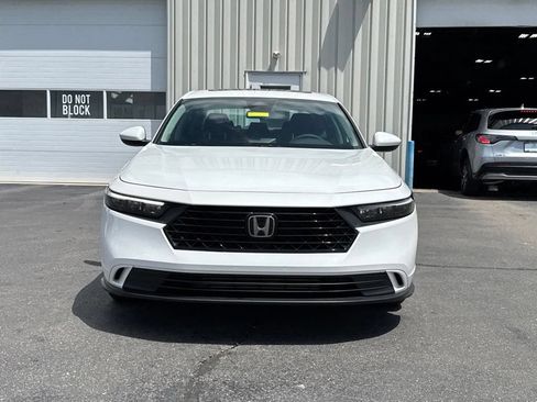 Certified 2024 Honda Accord EX image 2