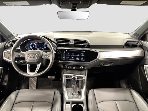 Used 2025 Audi Q3 2.0T Premium w/ Convenience Package image 9