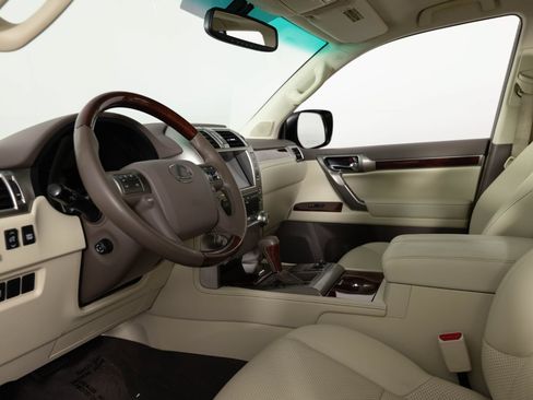 Used 2013 Lexus GX 460 w/ Comfort Plus Pkg AWD/4WD image 13