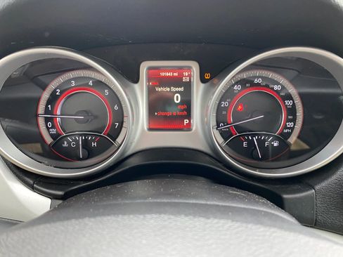 Used 2014 Dodge Journey SXT w/ Flexible Seating Group image 18