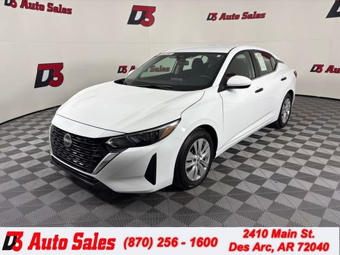 Used 2024 Nissan Sentra S image 1