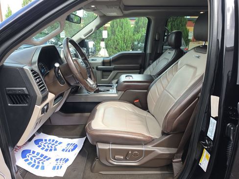 Used 2019 Ford F150 Limited AWD/4WD image 10