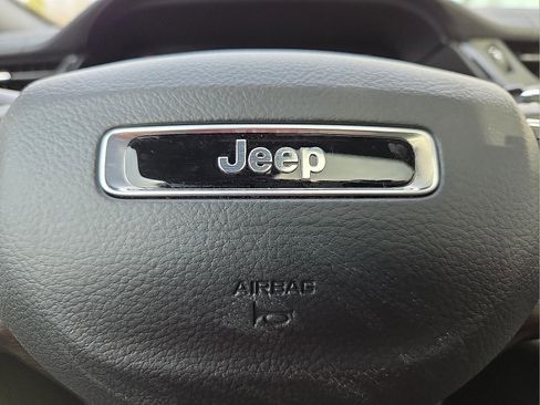 New 2026 Jeep Grand Cherokee L Limited image 22