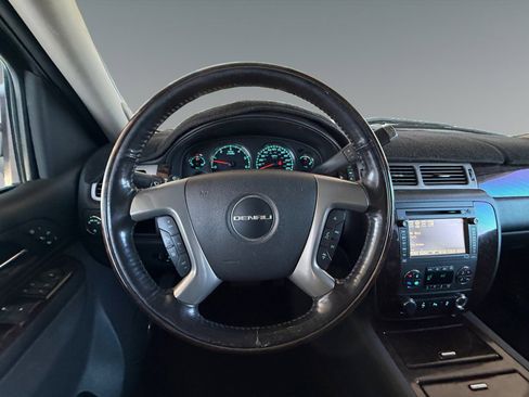 Used 2012 GMC Sierra 1500 Denali AWD/4WD image 17