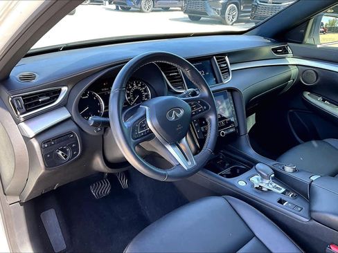 Used 2021 INFINITI QX50 Luxe w/ Appearance Package image 18