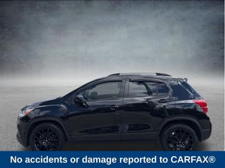Used 2022 Chevrolet Trax LT w/ Midnight Edition FWD video 2