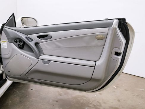 Used 2003 Mercedes-Benz SL 55 AMG image 29