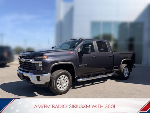 Used 2024 Chevrolet Silverado 2500 LT w/ All Star Edition AWD/4WD image 2