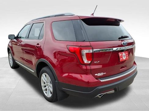 Certified 2018 Ford Explorer XLT w/ Equipment Group 201A AWD/4WD image 3