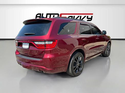 Used 2023 Dodge Durango GT RWD image 7